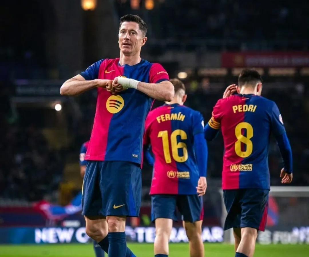 包含巴塞罗那遭遇败局，积分落后领头羊的词条