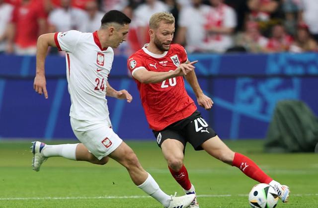 包含北马其顿实现逆袭，意外击败奥地利的词条