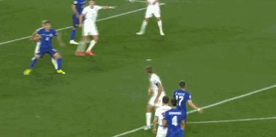 包含北马其顿队在关键时刻迎来胜利的词条