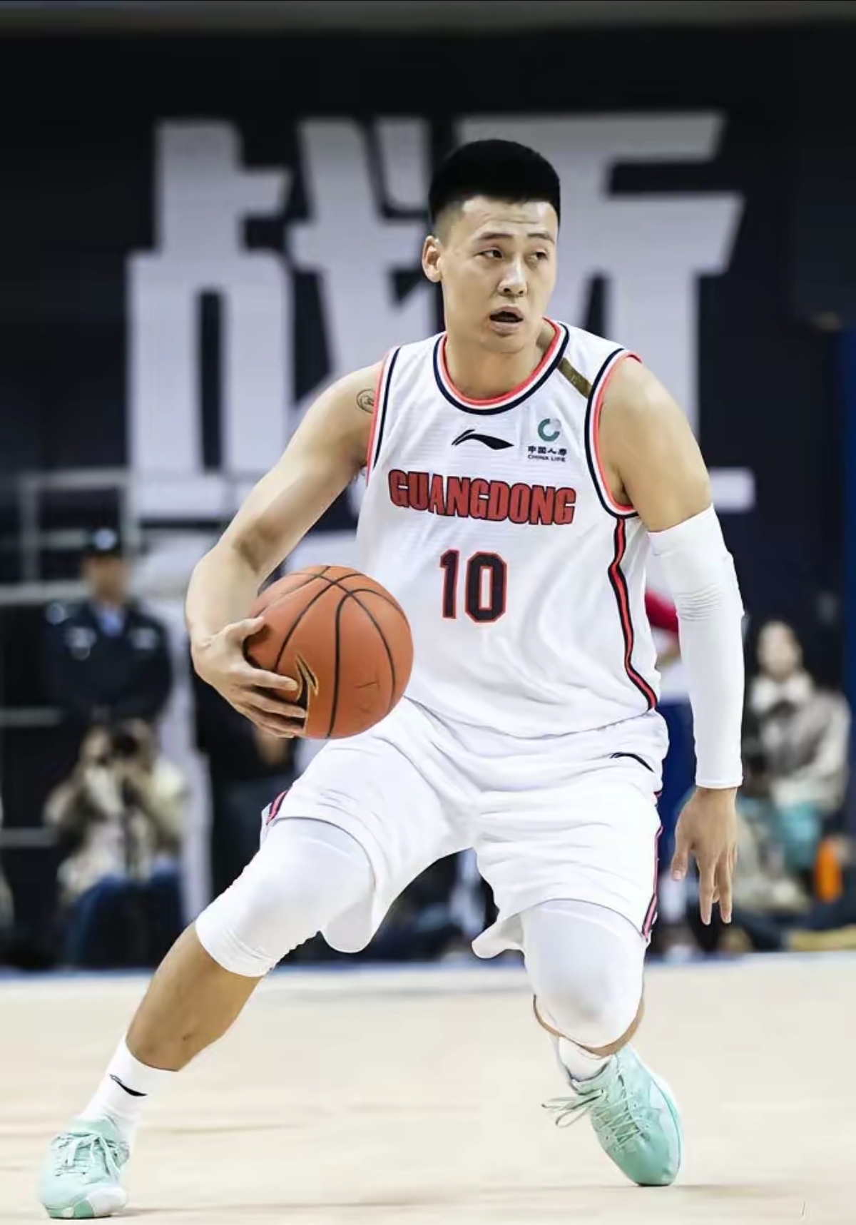 开云体育平台APP-包含新疆队在比拼中展现强悍实力，夺得胜利的词条