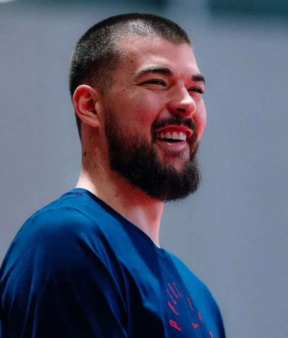 灰熊重塑球队实力，季前热身备战新赛季的简单介绍