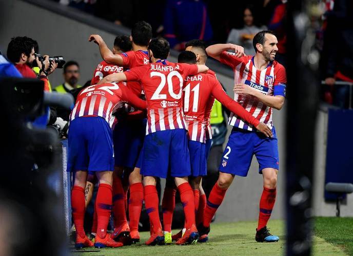 阿拉维斯队员在比赛中展现出色发挥