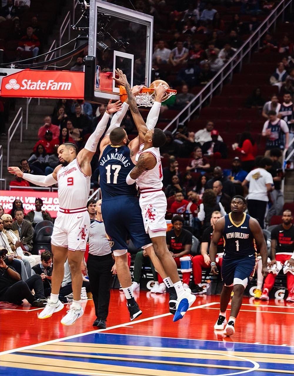 中场球员迎来生涯里程碑，感慨艰难历程的简单介绍