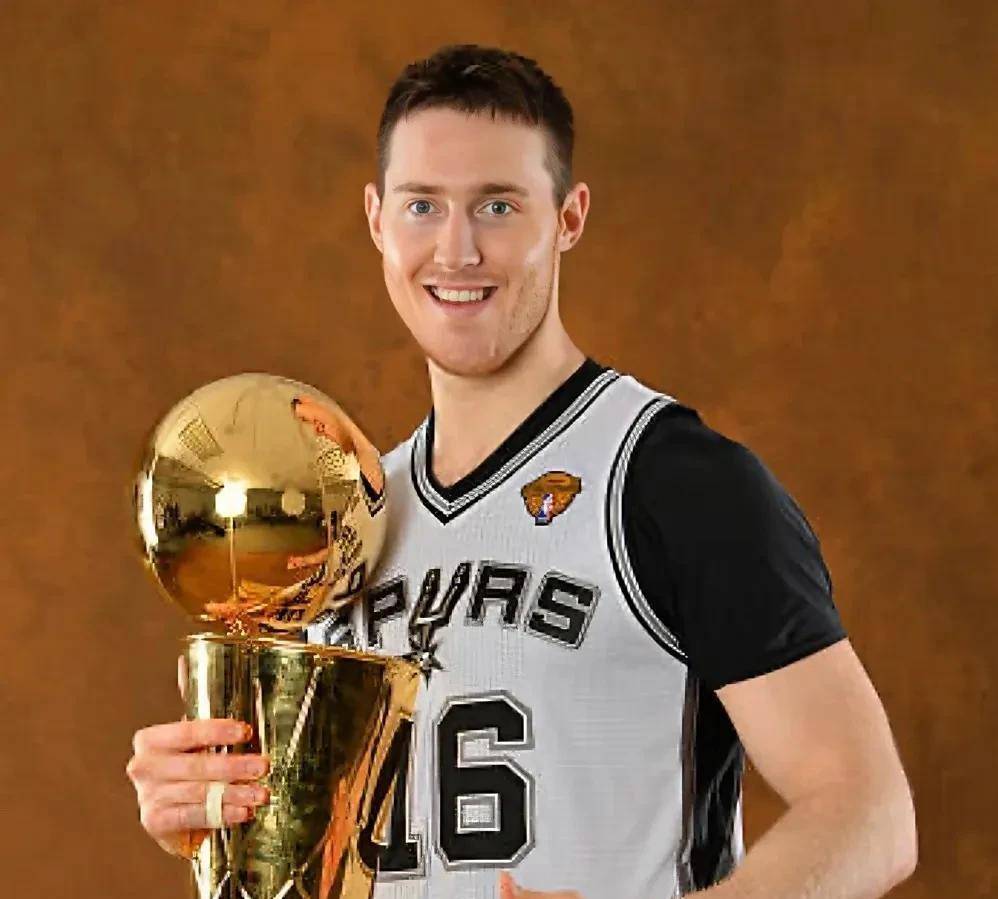 关于圣安东尼奥马刺队客场不敌强敌，遗憾失分的信息