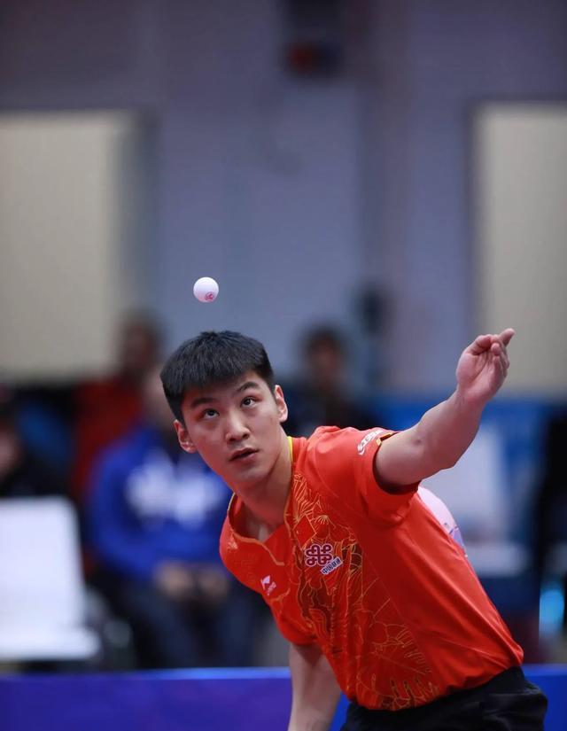 开云下载-欧国联赛场上风云变幻，实力对比激烈