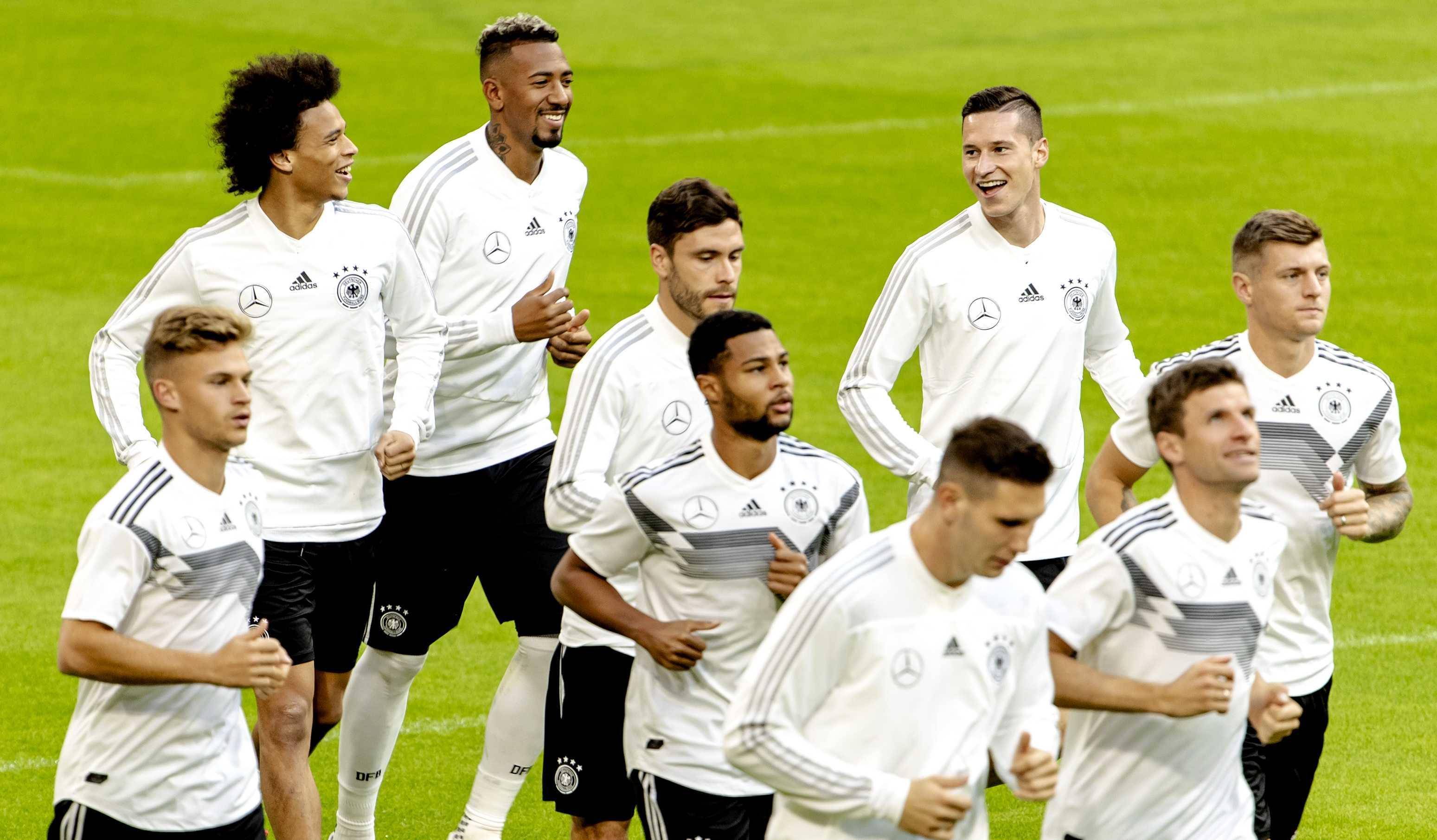 开云体育入口-欧洲顶尖球队的对抗纷纷引发热议