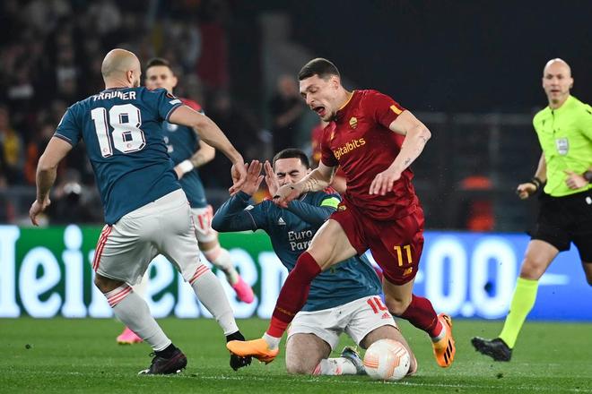 开云体育下载-罗马客场逆转，继续保持不败