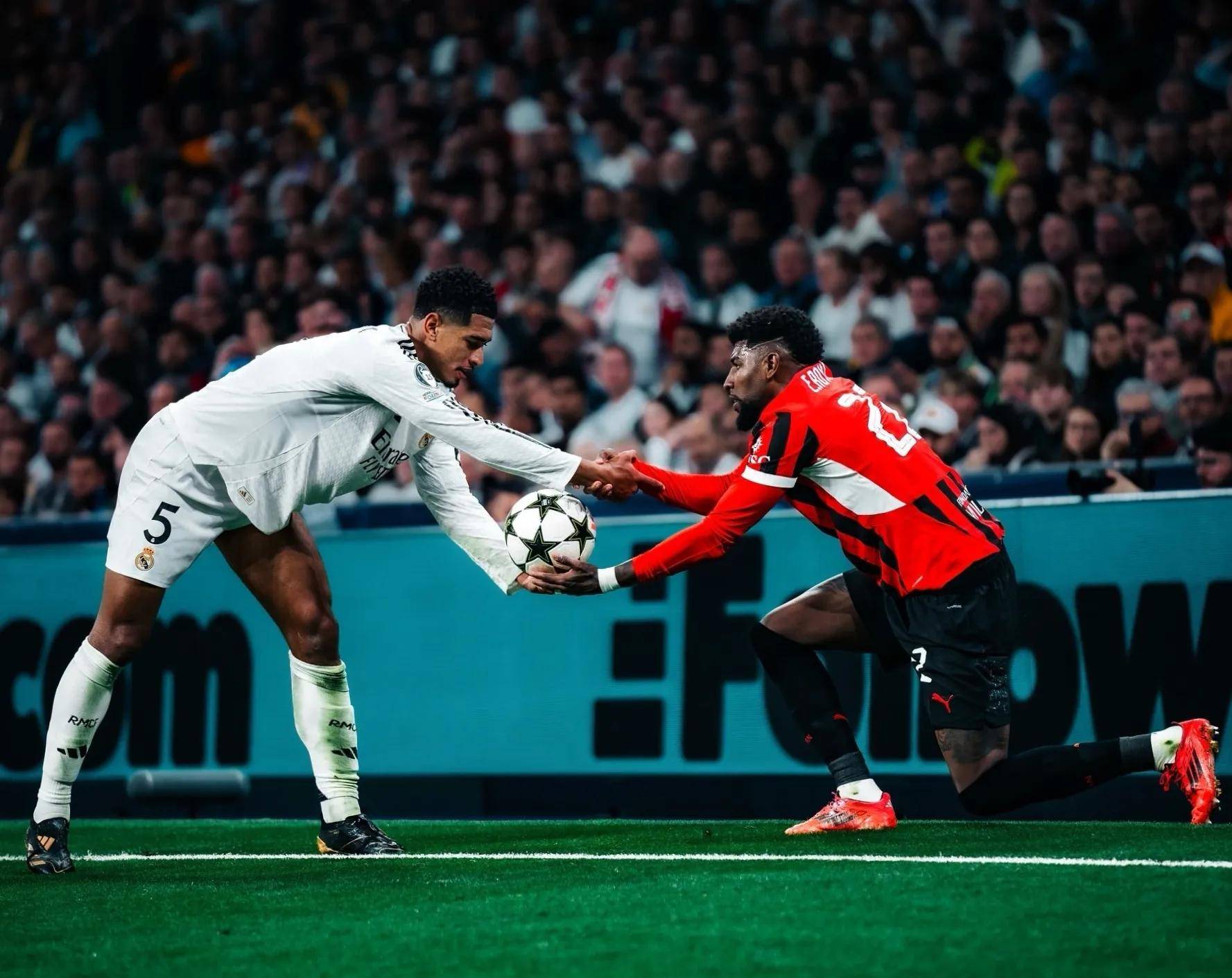 包含AC米兰客场小胜，继续保持不败纪录的词条