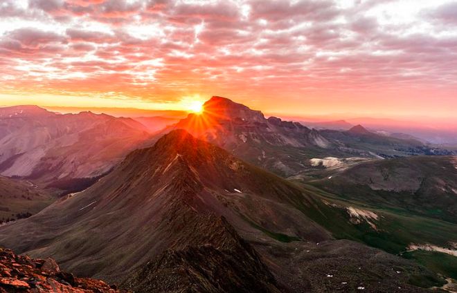吉林火山主场拼搏，争取冲击前列的简单介绍