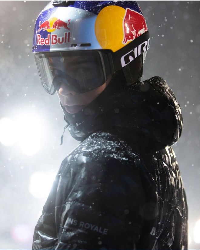 俄罗斯选手在冬季运动会上斩获多个奖牌，实力强劲