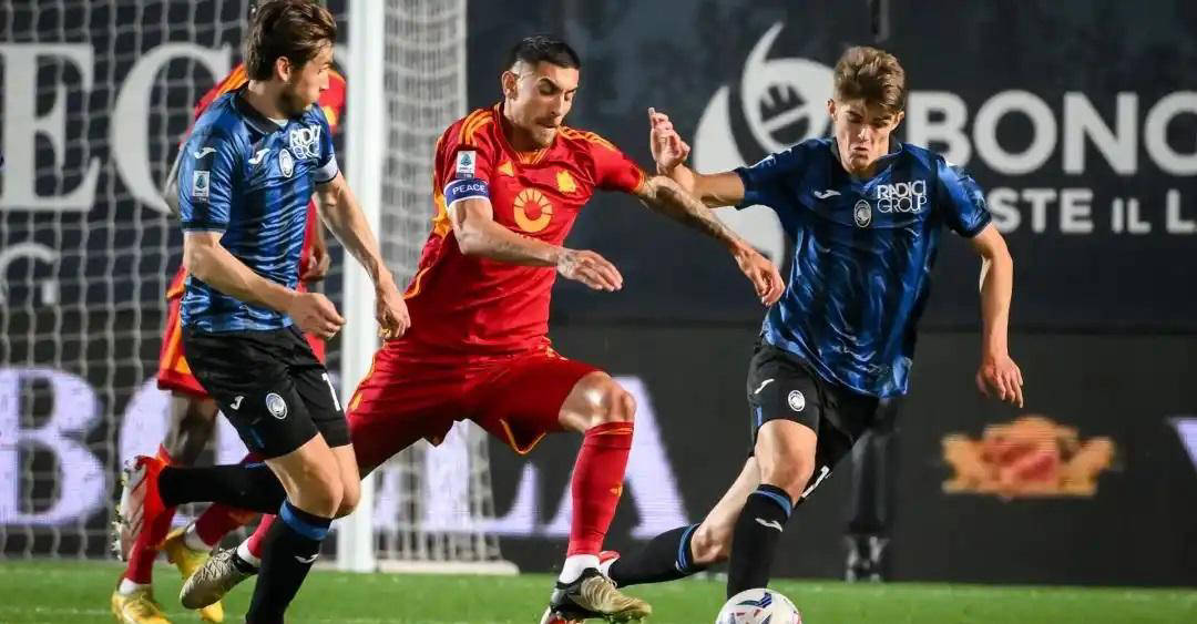 开云体育中国-欧冠预选赛上演精彩战役，焦点纷呈