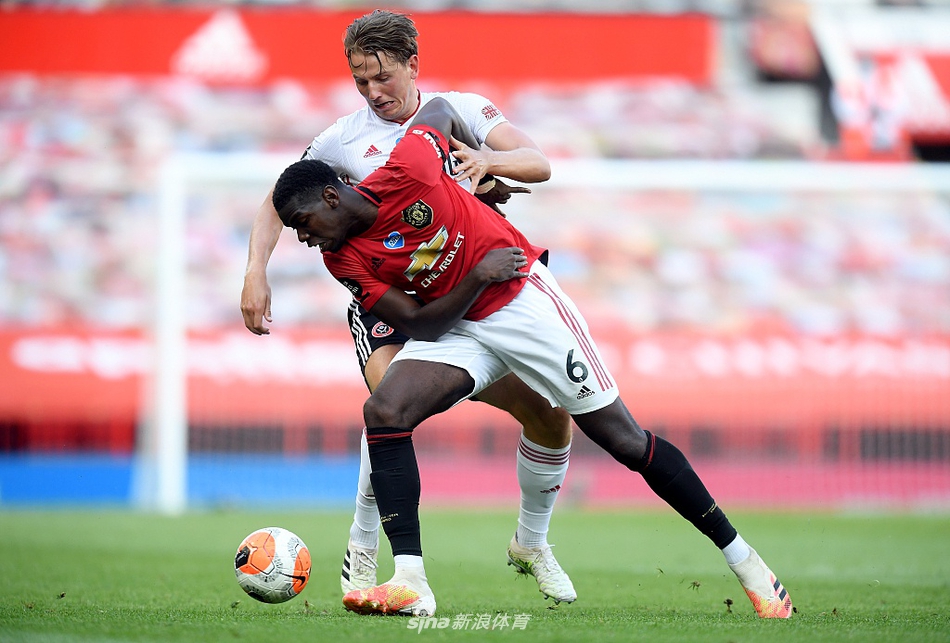 关于巴西血洗阿根廷，马夏尔完成帽子戏法的信息