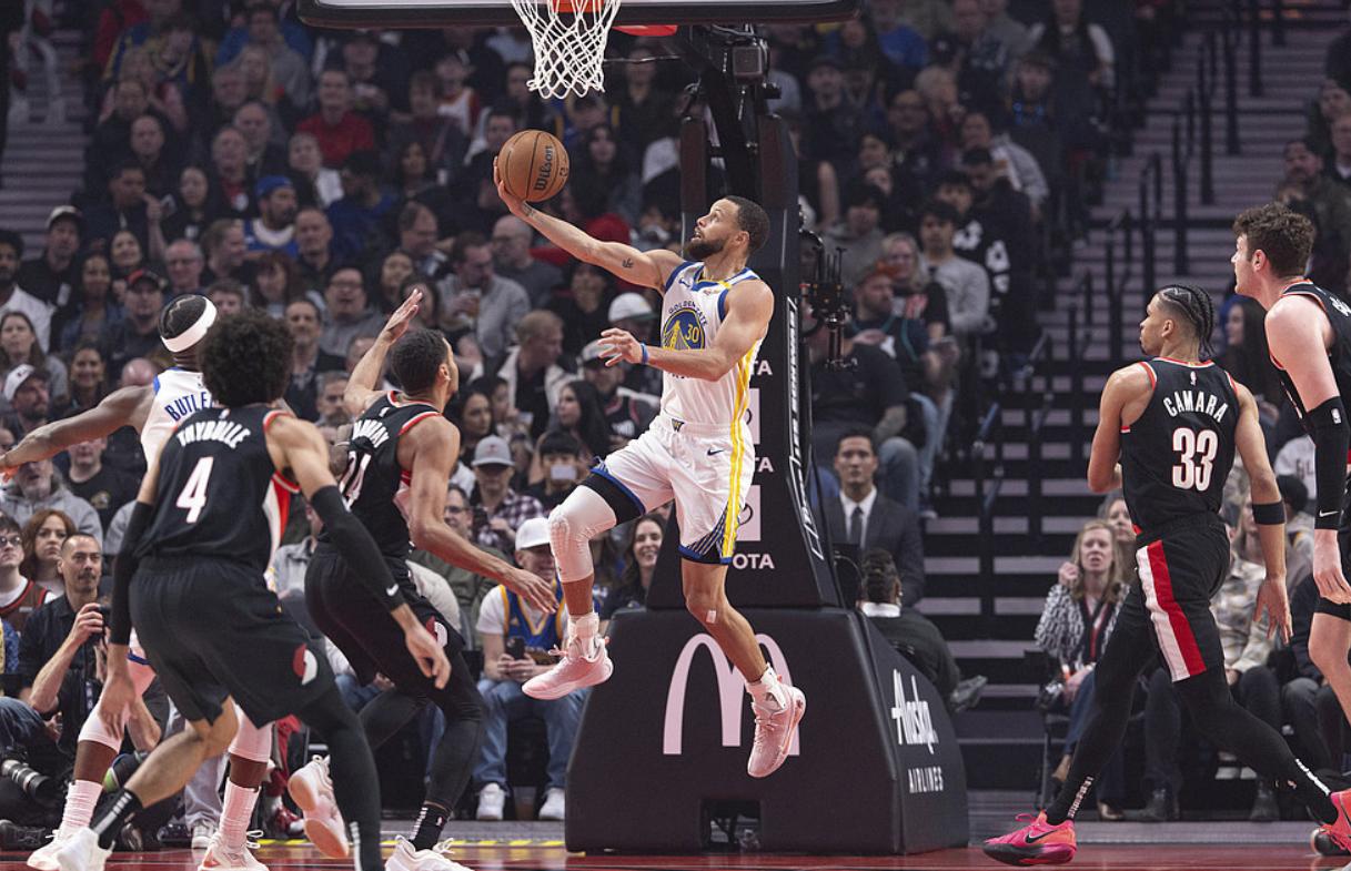 开云体育平台APP-篮网轻取凯尔特人B队，库里爆发神勇的简单介绍